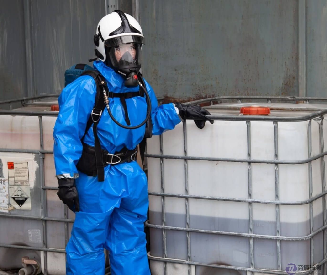 防護服EN 1073-1和EN 1073-2的主要區別 防護服EN 1073-1和EN 1073-2的主要區別